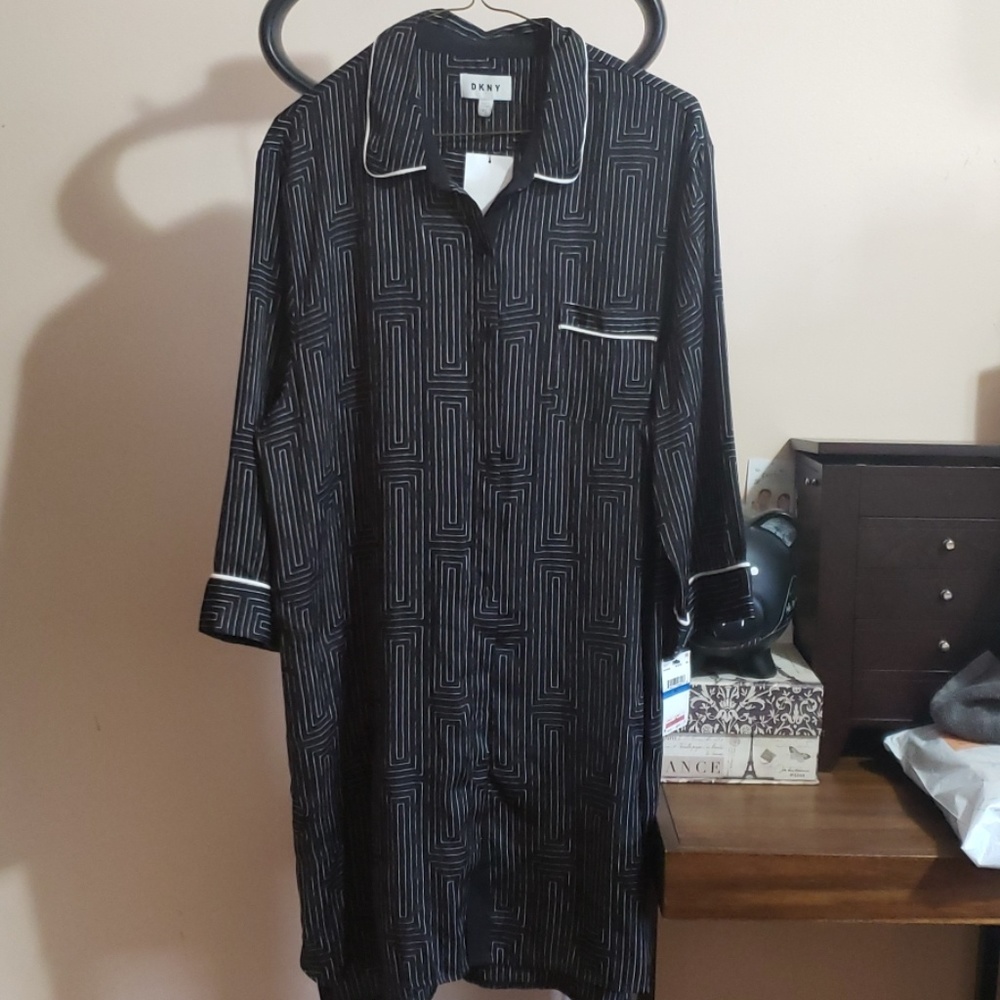 DKNY sleep shirt